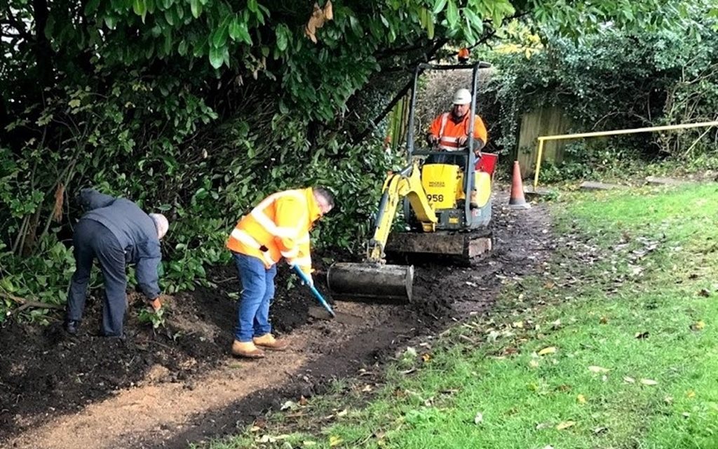Tarmac join forces with local community to improve local footpath