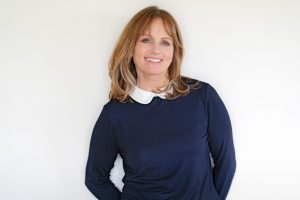 Local bestselling author, Freya North, supports getting out and active at Panshanger Park
