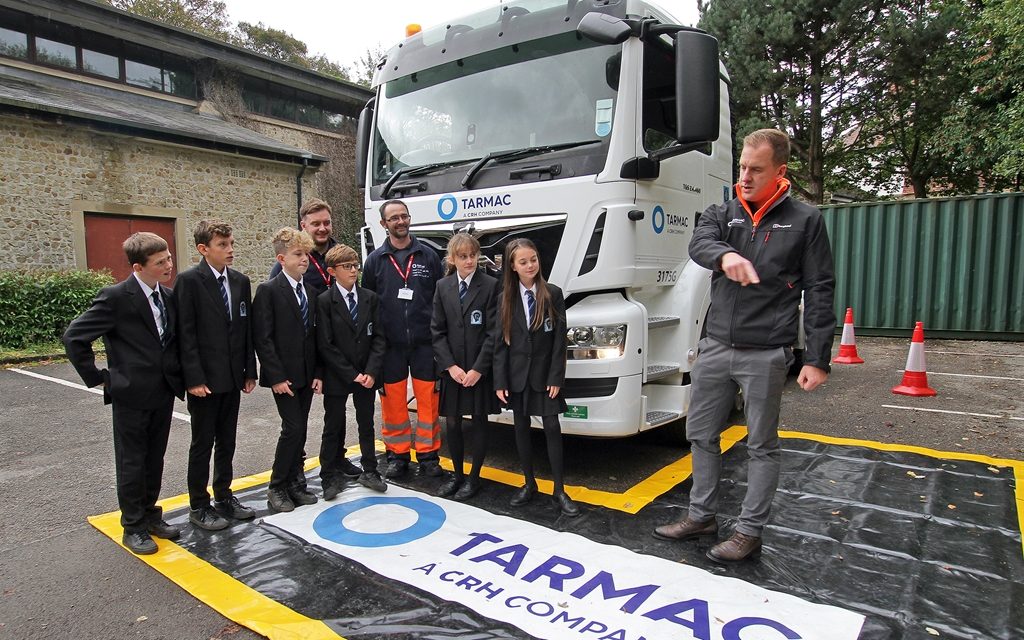 Lorry drives homesafety messages for Buxton students