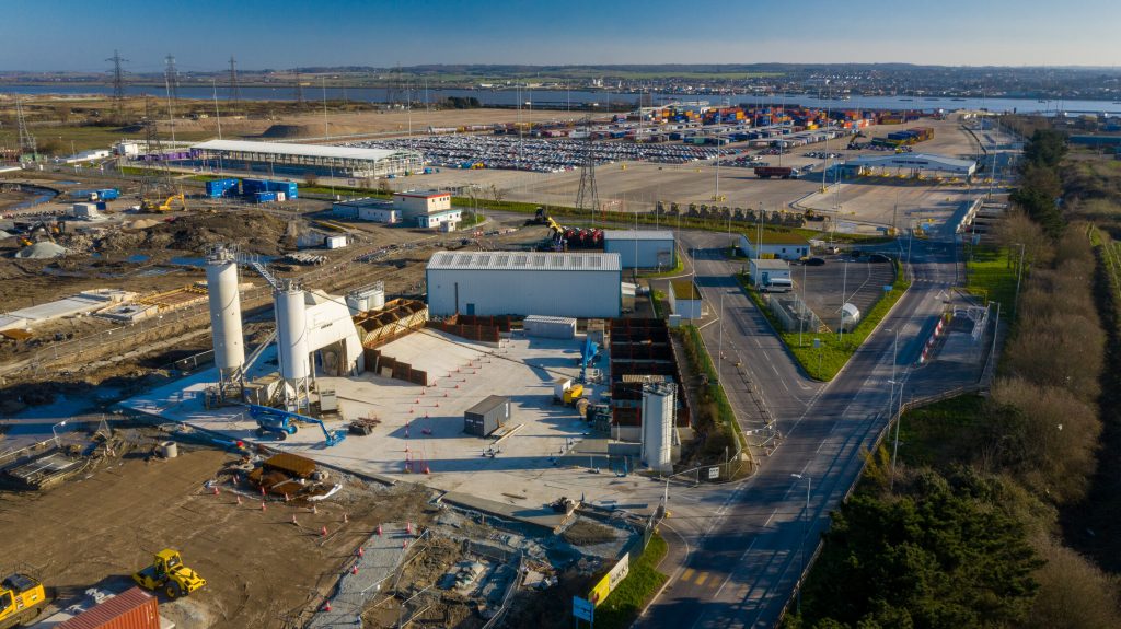 Tarmac and Forth Ports sign long-term agreement to create the UK’s largest construction materials terminal at Tilbury2