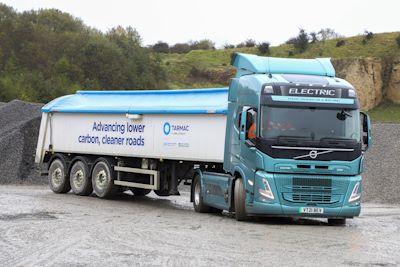Low carbon asphalt