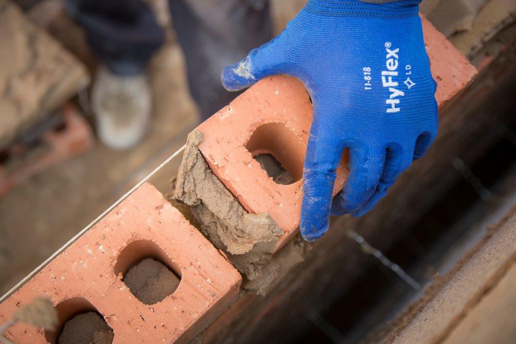 Tarmac Mortars accelerates carbon reduction strategy with shift to Dry Silo Solutions